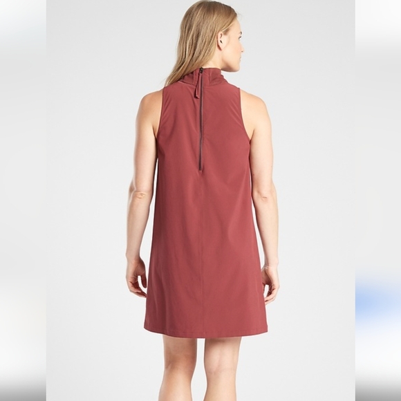 Athleta| INITIATIVE DRESS - Picture 10 of 11